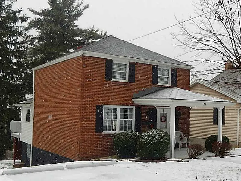 24 Glenview Ave photo 1