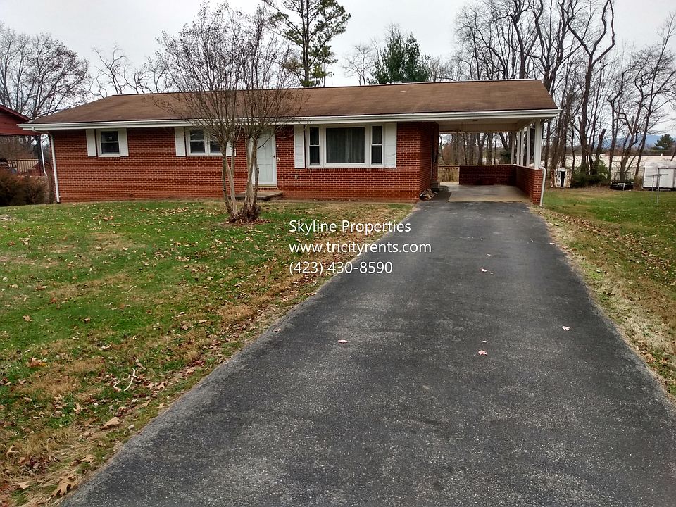 1st image of 302 Oak Glen Cir