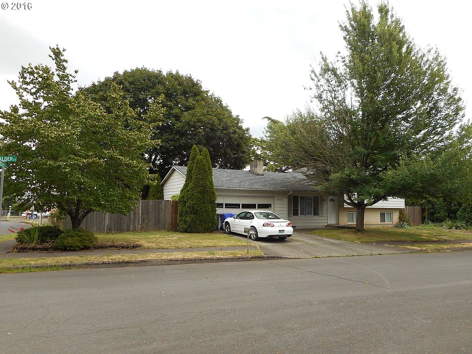 2nd image of 20507 SE Alder Ct