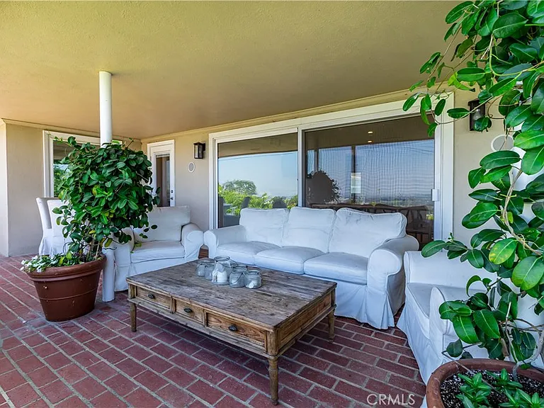 3546 Berry Dr — Photo 32