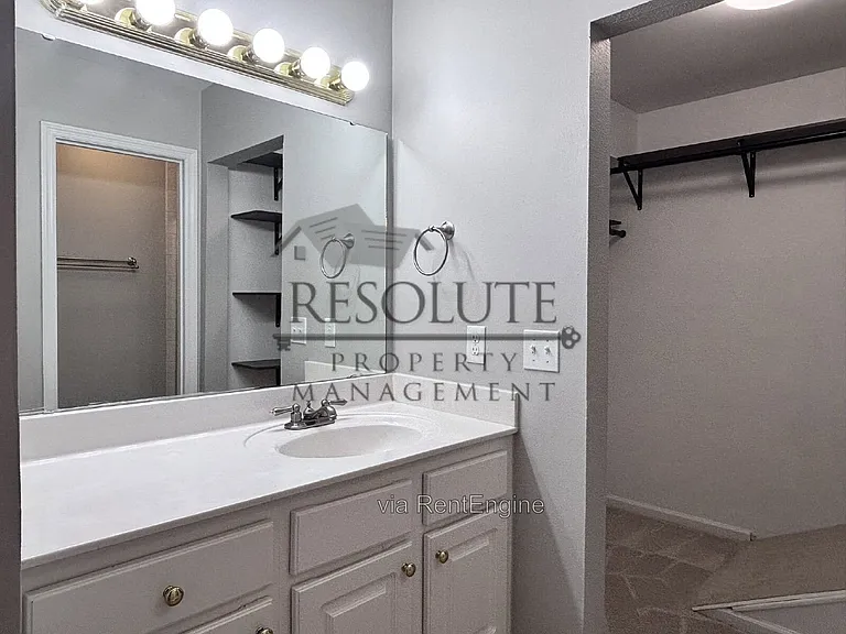 7825 Falcon Rest Cir — Photo 10
