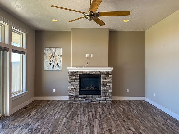 4th image of 65 Silver Mine Ln