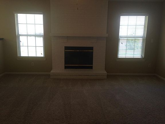 4th image of 10328 Hornton St
