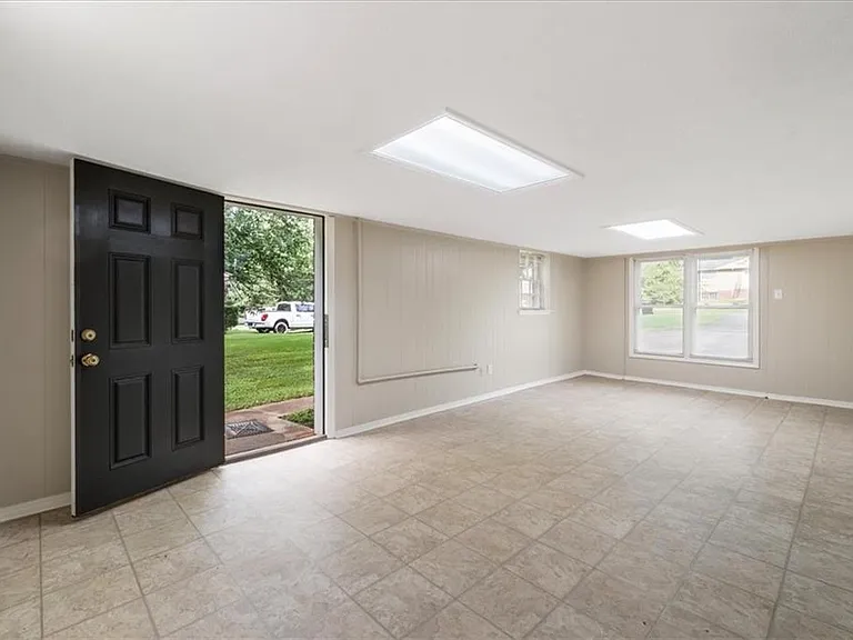 5146 Bramblewood Dr — Photo 37