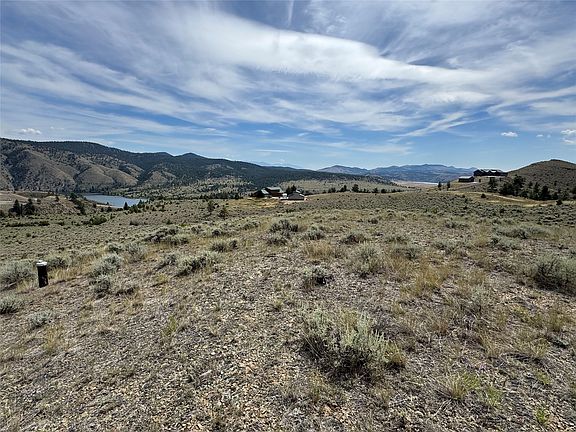 4th image of 5255 Overlook Way