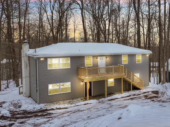 243 White Pine Dr, Pocono Lake, PA 18347