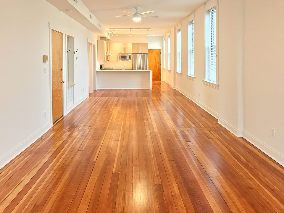 1st image of 1855 N Washtenaw Ave APT 2