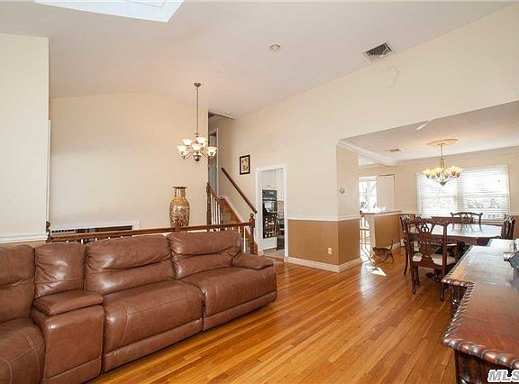 2nd image of 1 Quail Ct