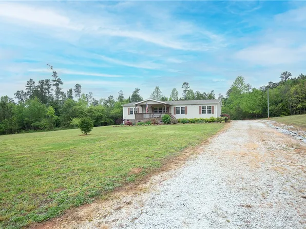 265 Yellow Bell Rd, Westminster, SC 29693