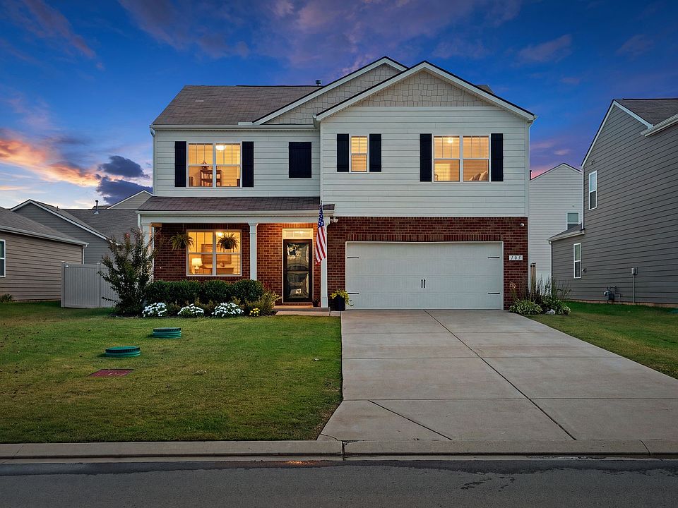 1st image of 105 William Dylan Dr