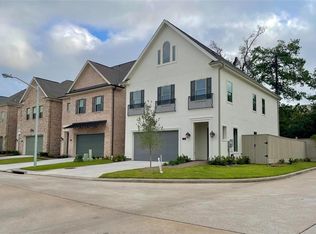 155 Hickory St, Conroe, TX 77384