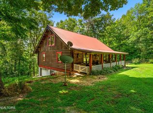 716 Pine Hollow Rd, Jacksboro, TN 37757
