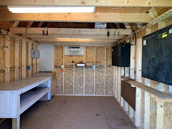 5th image of 1000 Walker St Lot 188