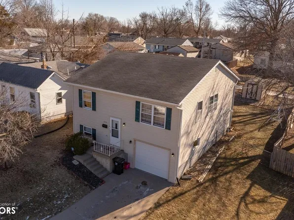 220 Carter Ave, Ottumwa, IA 52501