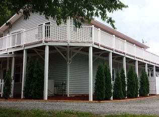 501 Sunnyside Shores Rd, Hiawassee, GA 30546