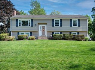 29 Raymond Dr, Cumberland, RI 02864