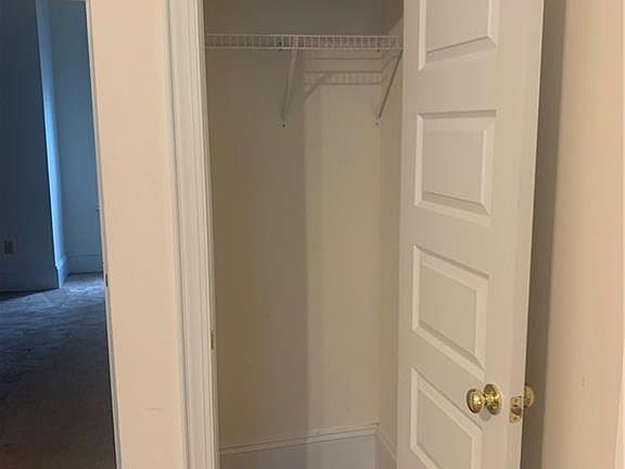 4th image of 2304 W Grace St