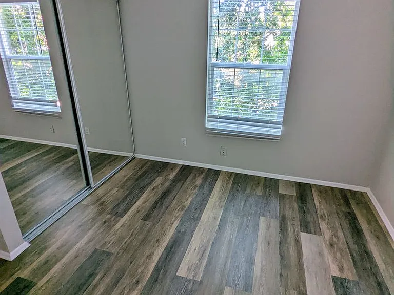 1460 E Foxboro Dr #2 — Photo 4