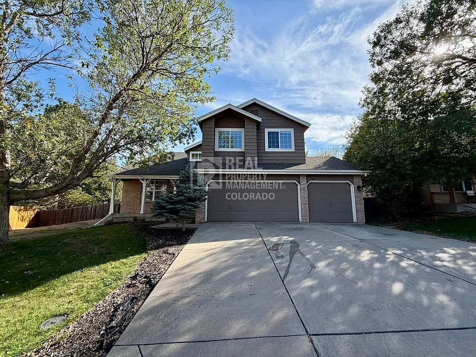 19952 E Red Fox Ln