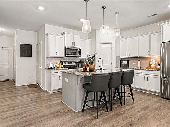 5th image of 704 Whitfield Dr #44