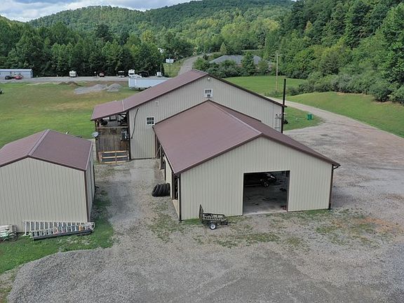 3rd image of 250 Industrial Park Dr