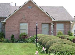 1410 Williamsburg Dr, Union City, TN 38261