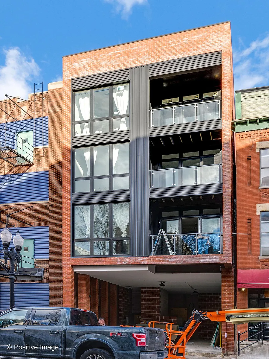 Building Photo - 1511 N Sedgwick St