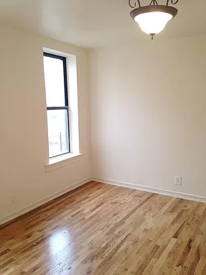 Rented by Empire Valley | media 15