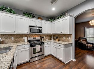 12701 Old Macgregor Ln, Fort Worth, TX 76244
