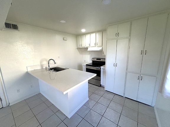 4th image of 3653 Oak Creek Dr Unit A