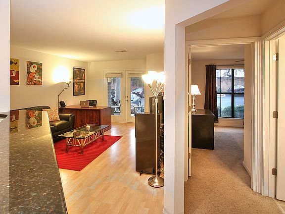 4th image of 750 Walker Sq APT 1B