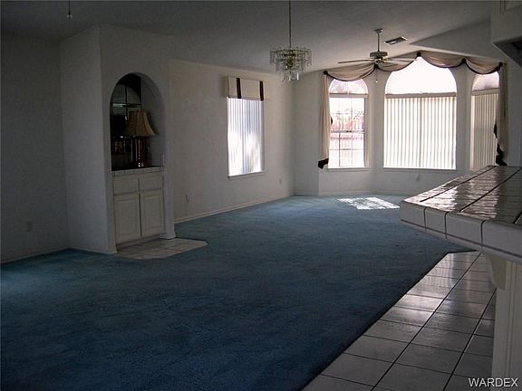 4th image of 2045 E Via Del Aqua Dr