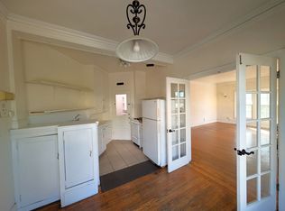 Spacious one-bedroom apartment with Harwood Floors throughout., Berkeley, CA 94705