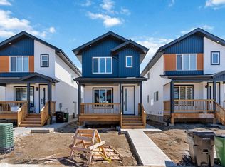 12427 47th St NW, Edmonton, AB T5W5E5