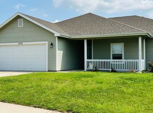 2743 Devin Dr, Junction City, KS 66441