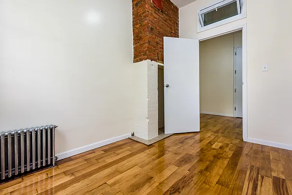 Rented by Nooklyn NYC LLC | media 58