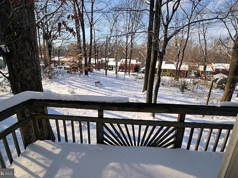 7602 Wellesley Dr — Photo 20