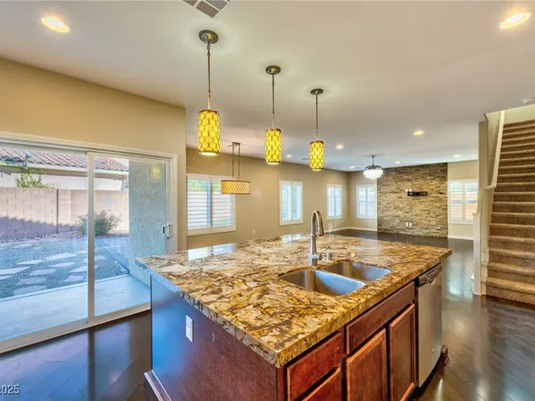 2847 Gables Vale Ct, Las Vegas, NV 89121