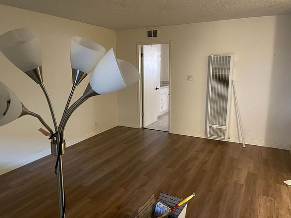 4th image of 2501 W Redondo Beach Blvd