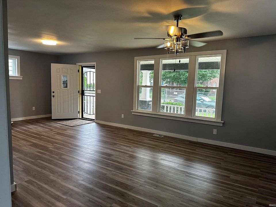 2nd image of 406 E Broadway St