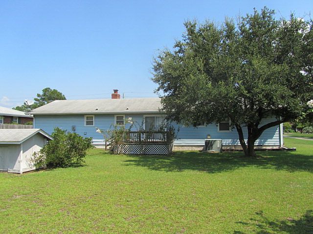 2nd image of 186 Hill Ln