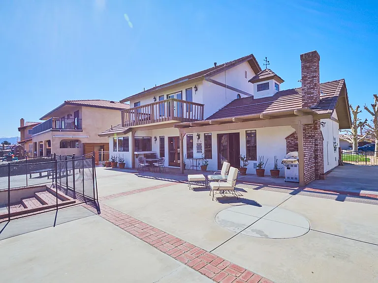 13565 Pyramid Dr — Photo 41