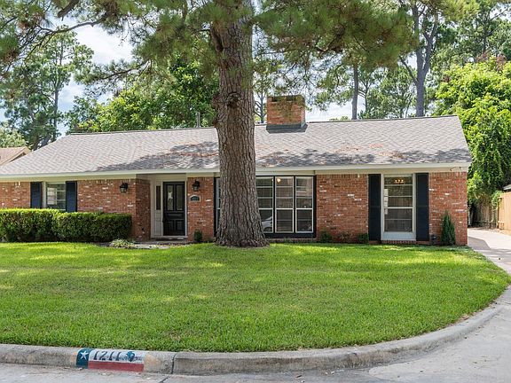 3rd image of 1211 Murrayhill Dr