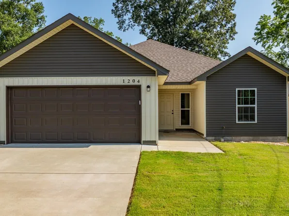 1204 Lee Mac Dr, Jacksonville, AR 72076