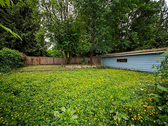 5th image of 2148 Central Ave