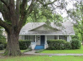 137 E Orange Ave, Defuniak Springs, FL 32435