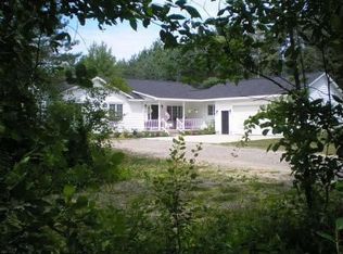 3680 Lakeville Rd, Oxford, MI 48370