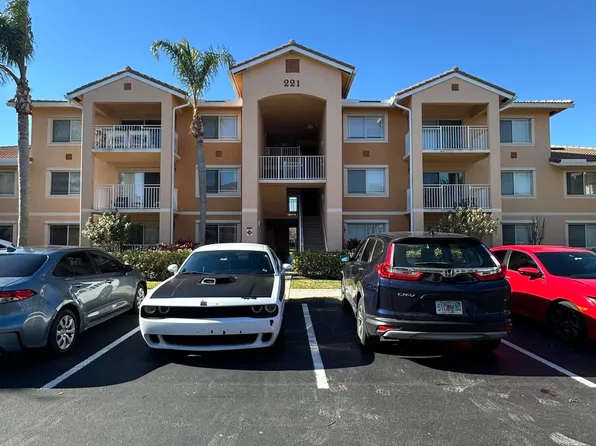 221 SW Palm Drive #305, Port St Lucie, FL 34986