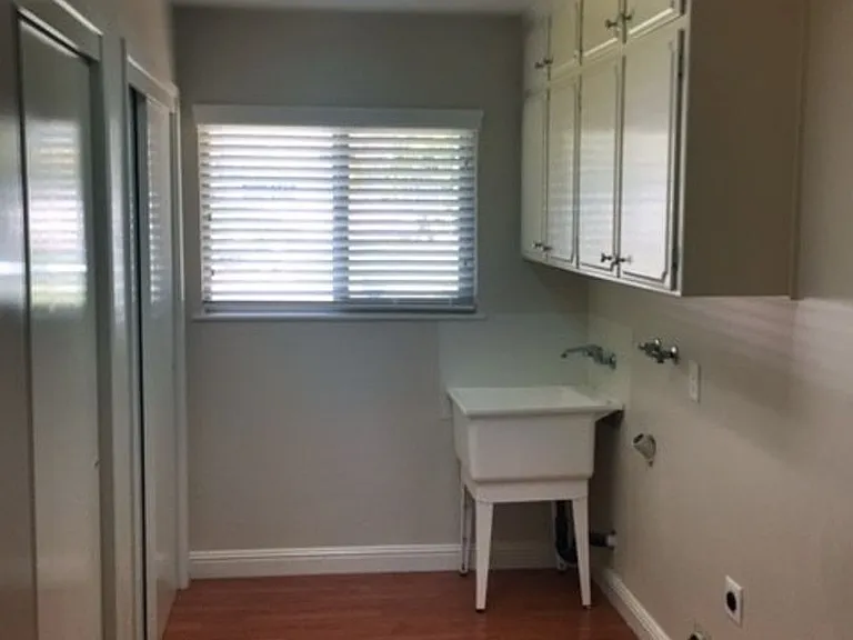 1657 W Ellery Way — Photo 5