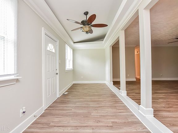 4th image of 1701 Stag Ct NW